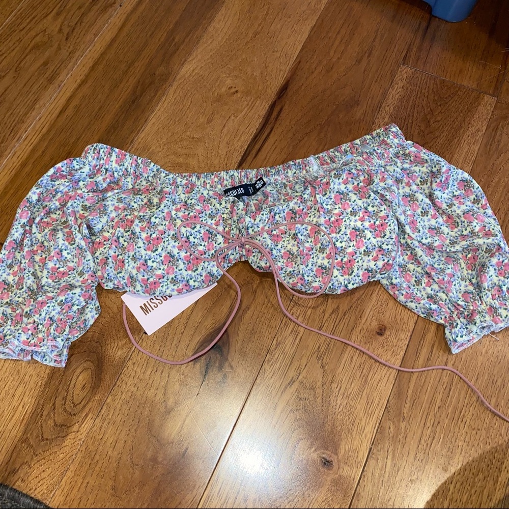 Floral tie front crop top